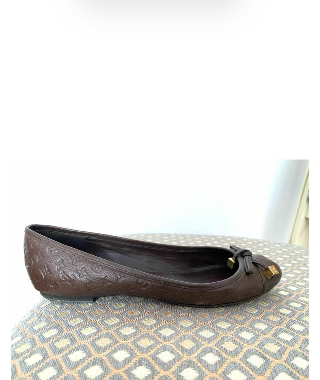 LOUIS VUITTON Коричневые кожаные балетки, фото 7