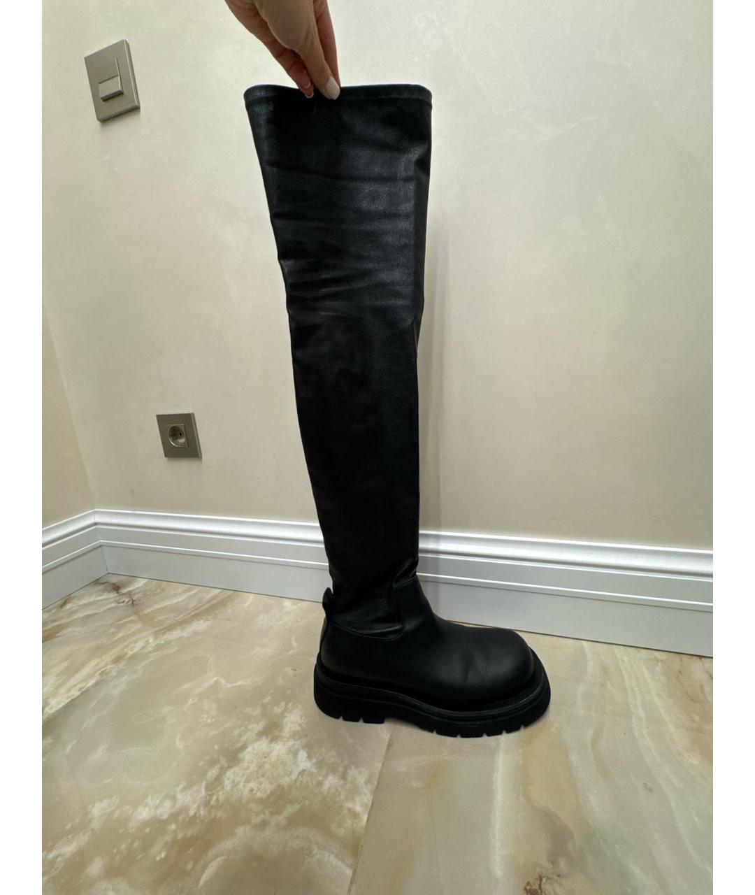 BOTTEGA VENETA Черные кожаные ботфорты, фото 9