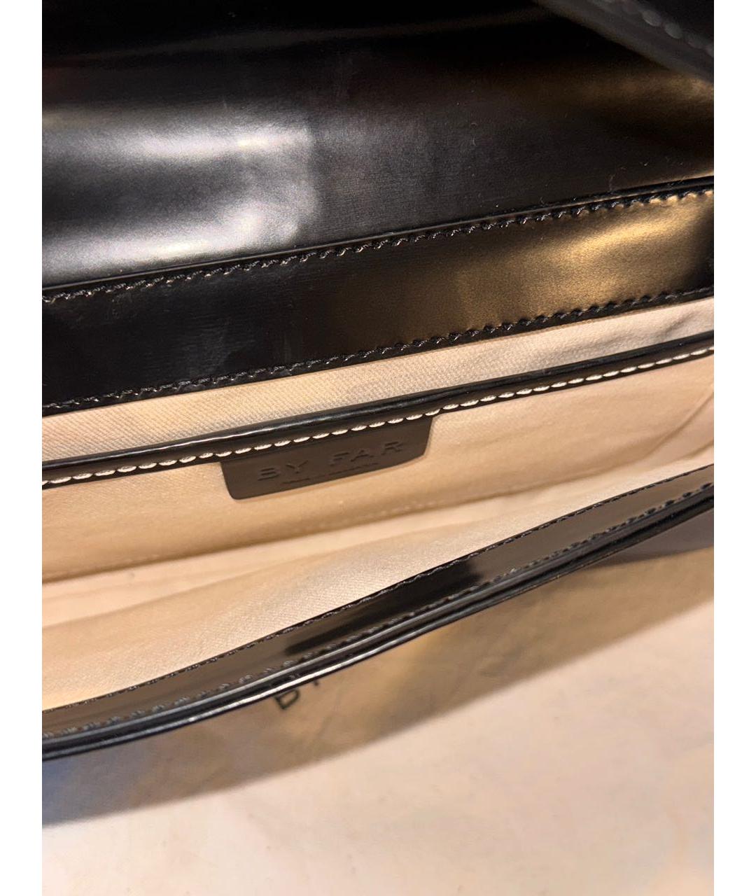 BY FAR Черная кожаная сумка через плечо, фото 3