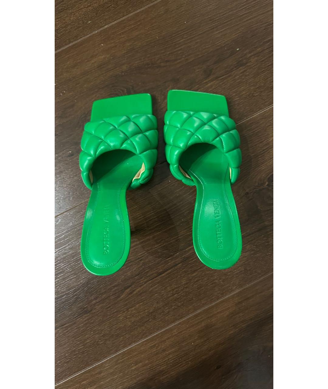 BOTTEGA VENETA Зеленые кожаные босоножки, фото 3