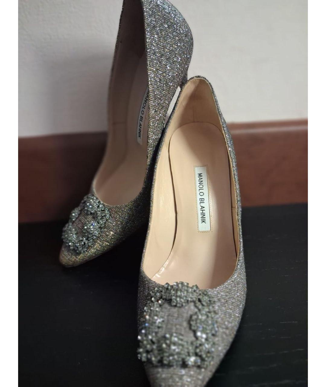 MANOLO BLAHNIK Серебряные текстильные туфли, фото 2