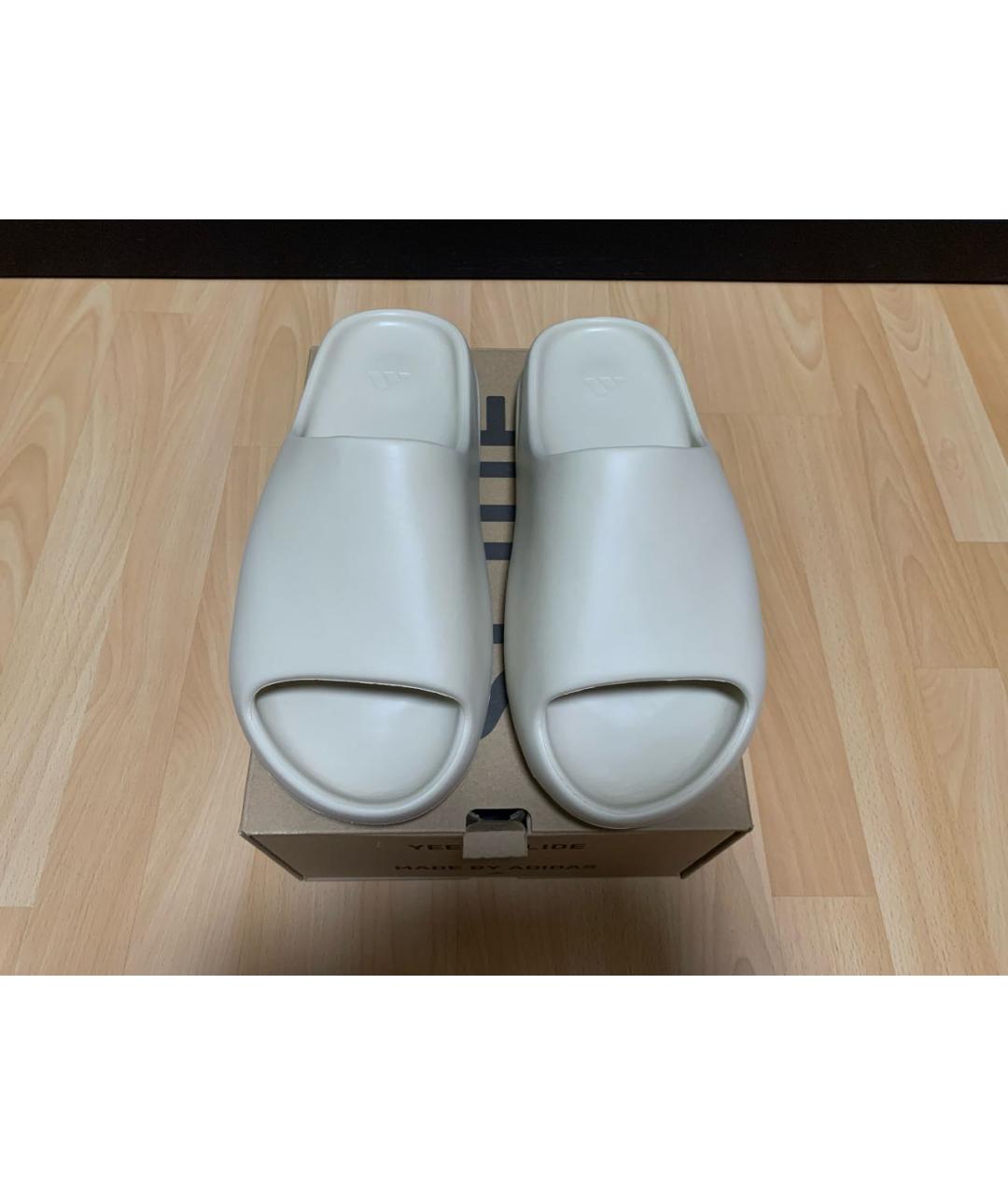 ADIDAS YEEZY Бежевые резиновые шлепанцы, фото 2