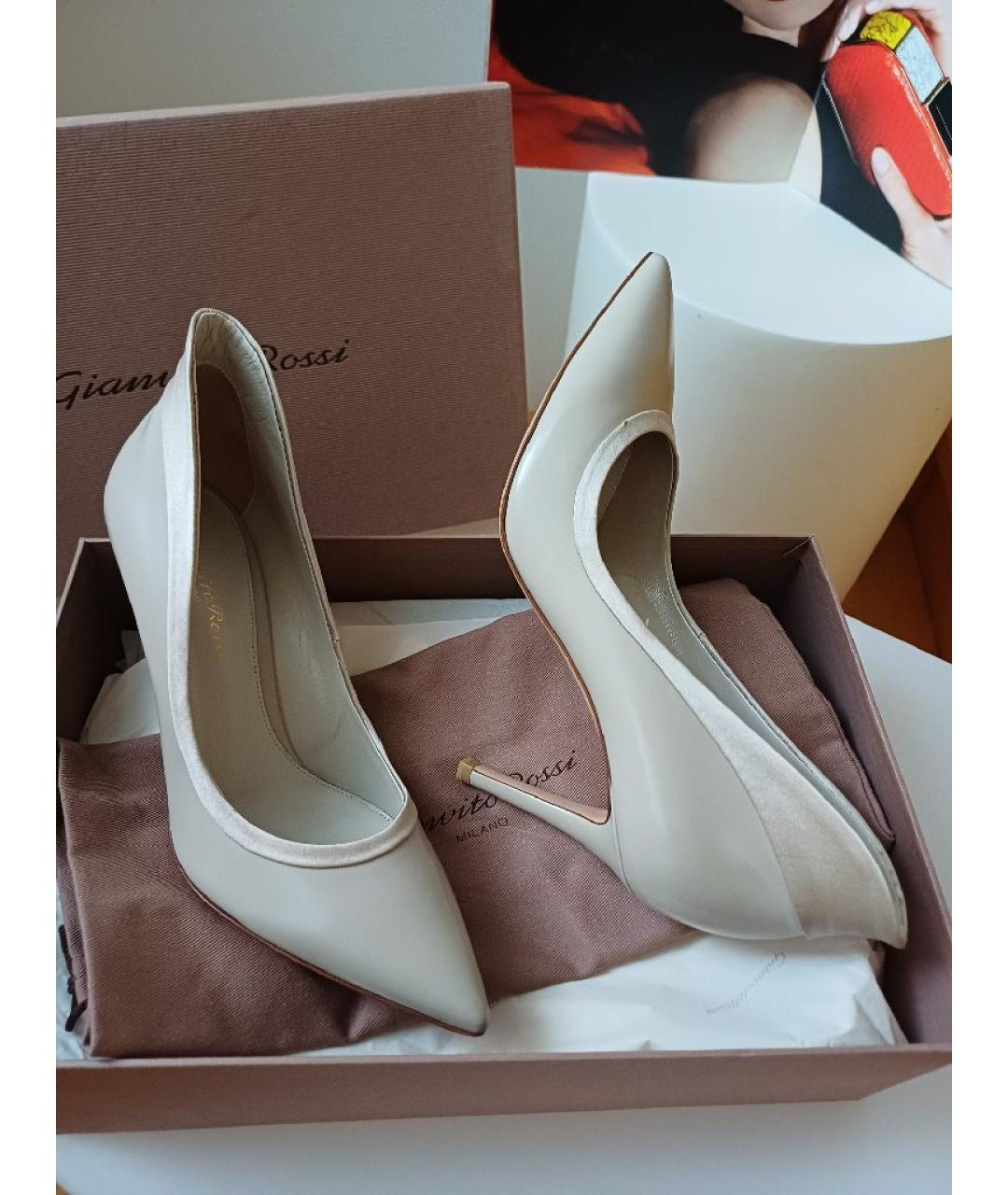 GIANVITO ROSSI Бежевые кожаные туфли, фото 4