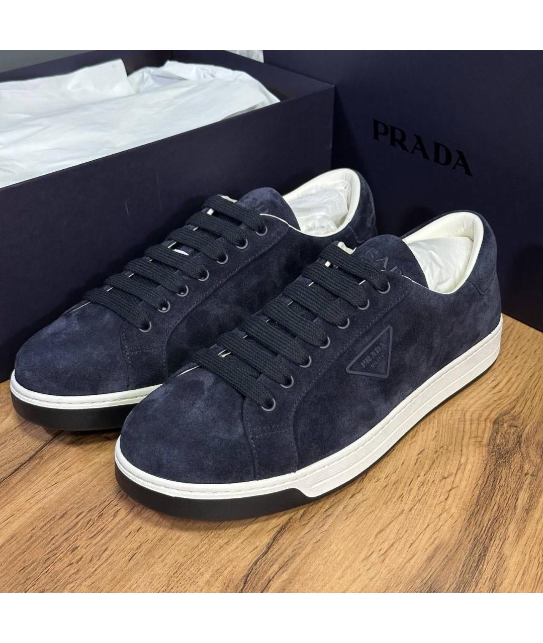 PRADA Темно-синие замшевые низкие кроссовки / кеды, фото 6