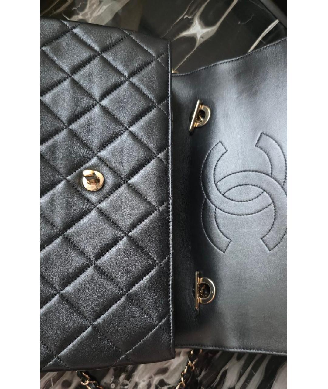 CHANEL Черная кожаная сумка с короткими ручками, фото 5