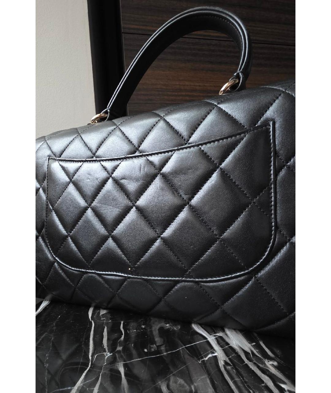 CHANEL Черная кожаная сумка с короткими ручками, фото 8