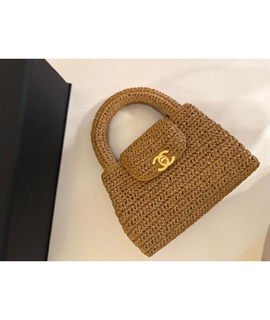 CHANEL Бежевая пелетеная сумка с короткими ручками, фото 2
