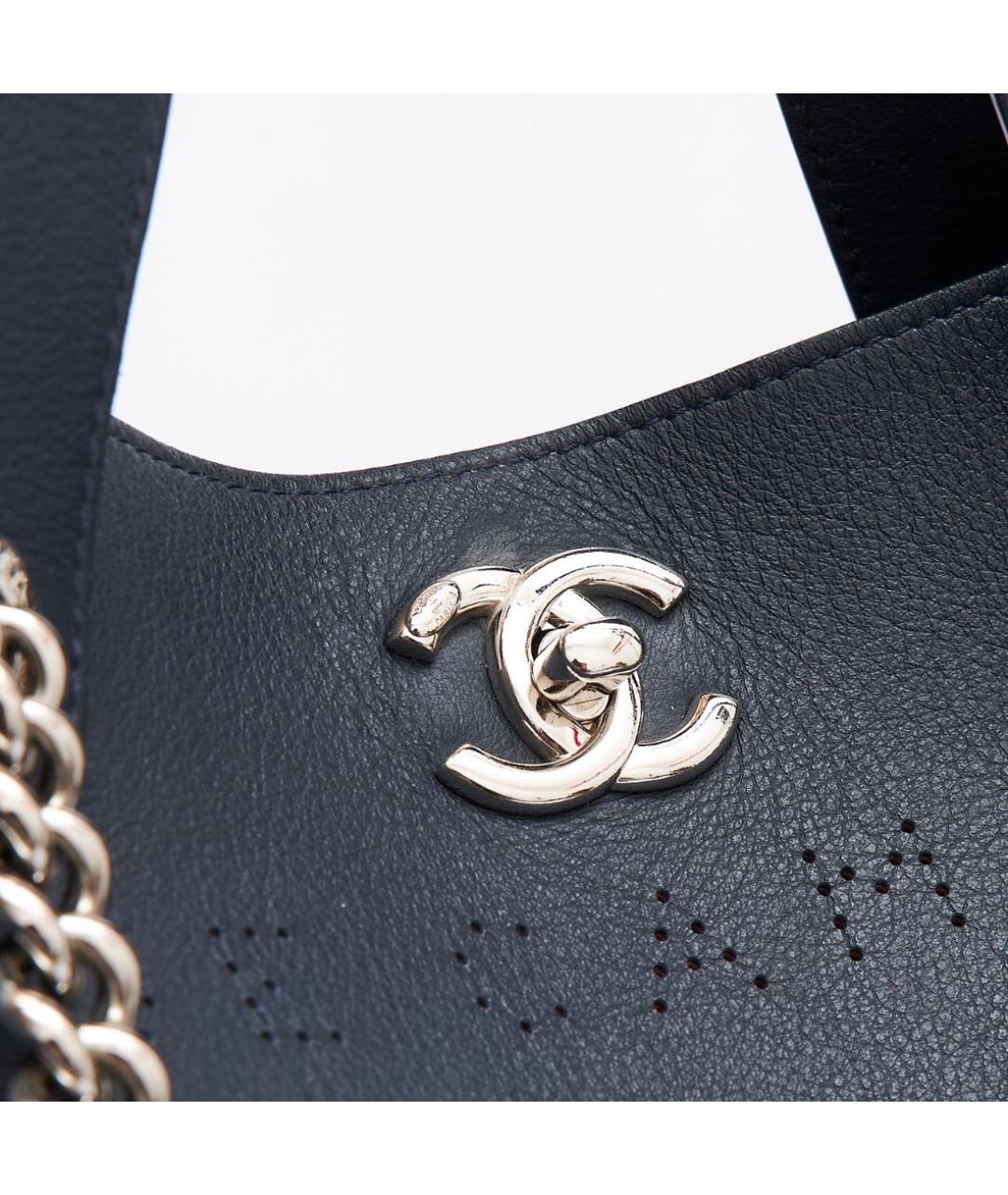 CHANEL Темно-синяя кожаная сумка тоут, фото 3