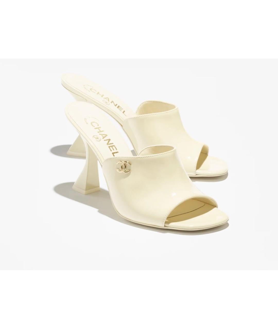 CHANEL Белые мюли из лакированной кожи, фото 2