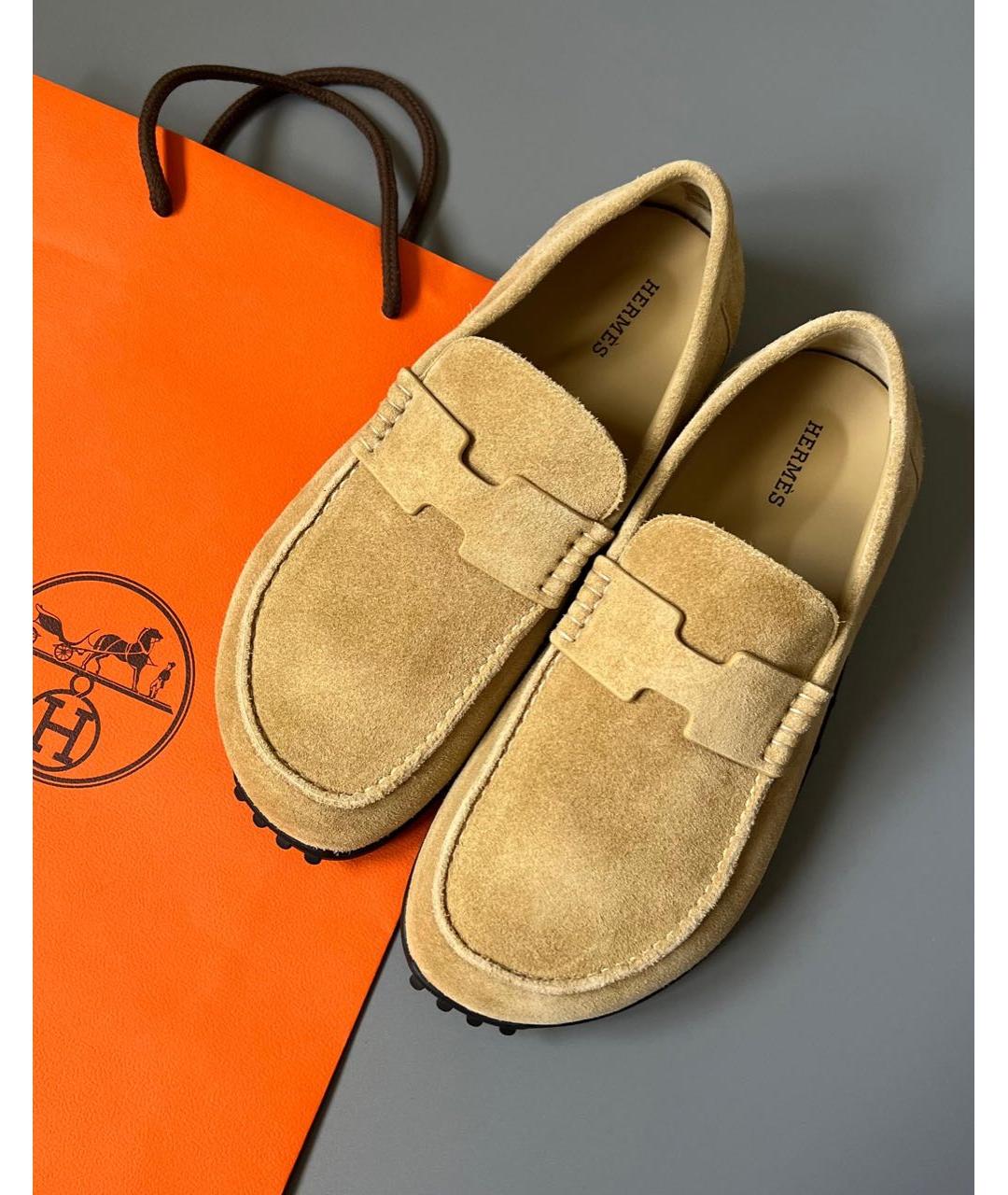 HERMES Бежевые замшевые лоферы, фото 3