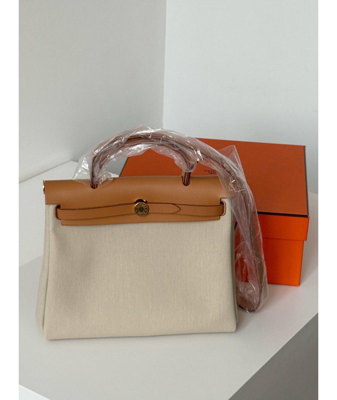 HERMES Бежевая кожаная сумка с короткими ручками, фото 2