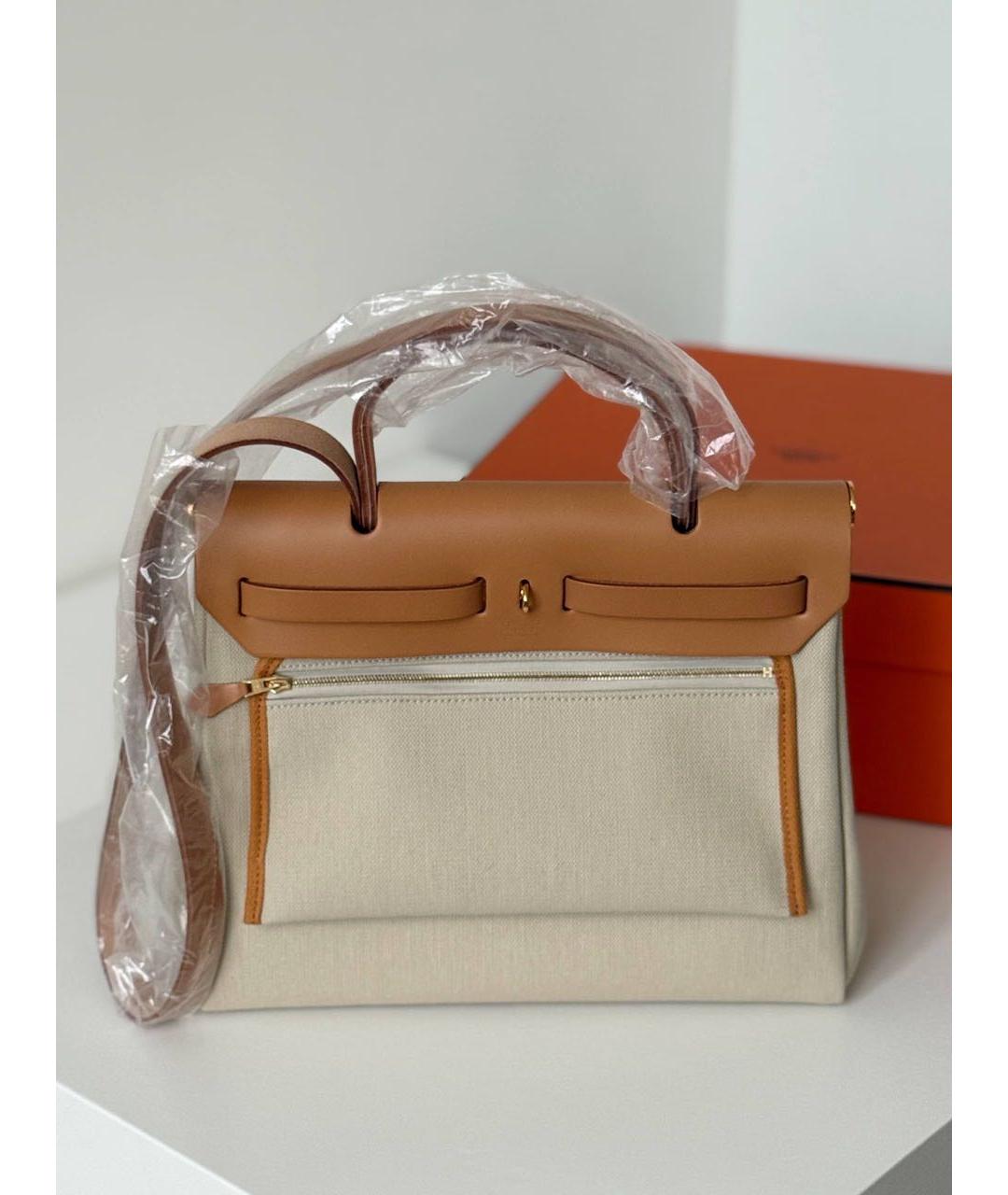 HERMES Бежевая кожаная сумка с короткими ручками, фото 4