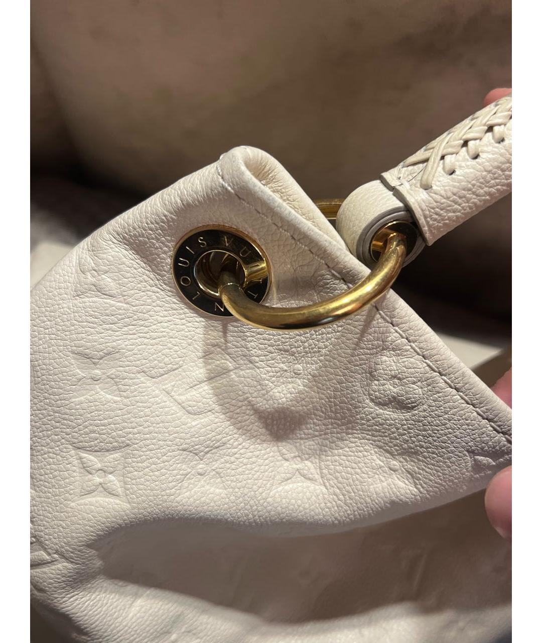 LOUIS VUITTON Белая кожаная сумка с короткими ручками, фото 5