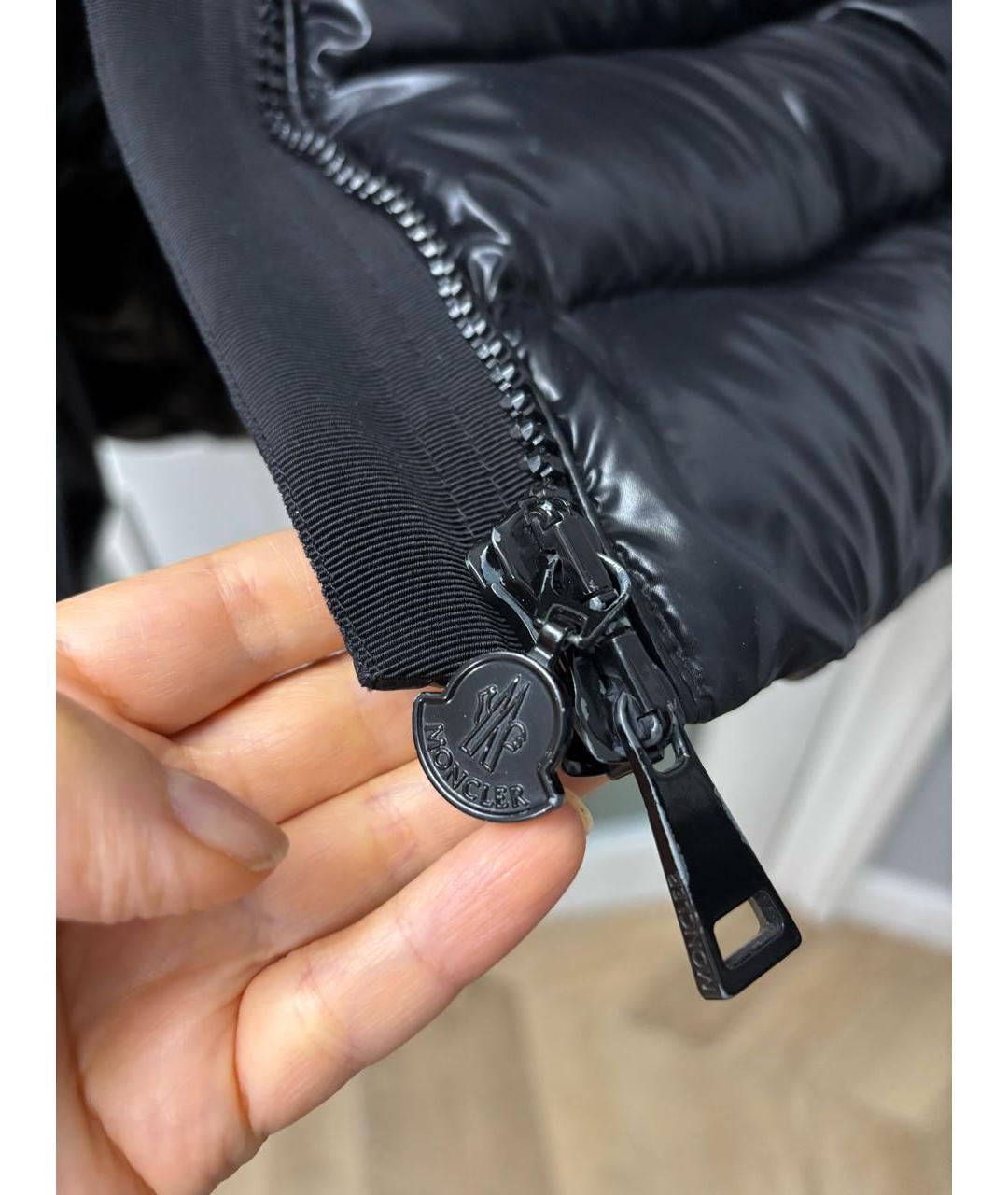 MONCLER Черный полиэстеровый пуховик, фото 5