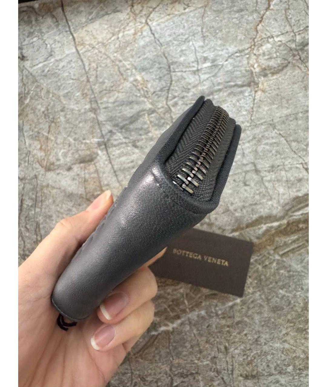 BOTTEGA VENETA Серый кожаный кардхолдер, фото 2