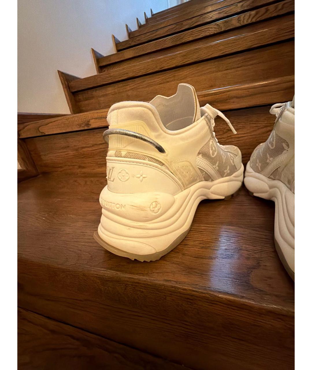 LOUIS VUITTON Бежевые резиновые кроссовки, фото 5