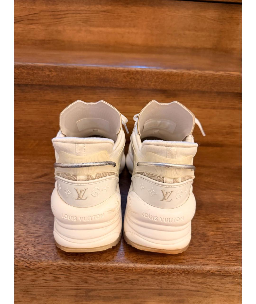 LOUIS VUITTON Бежевые резиновые кроссовки, фото 4