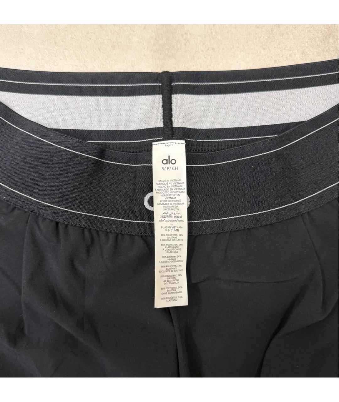 ALO YOGA Черные полиэстеровые спортивные брюки и шорты, фото 3