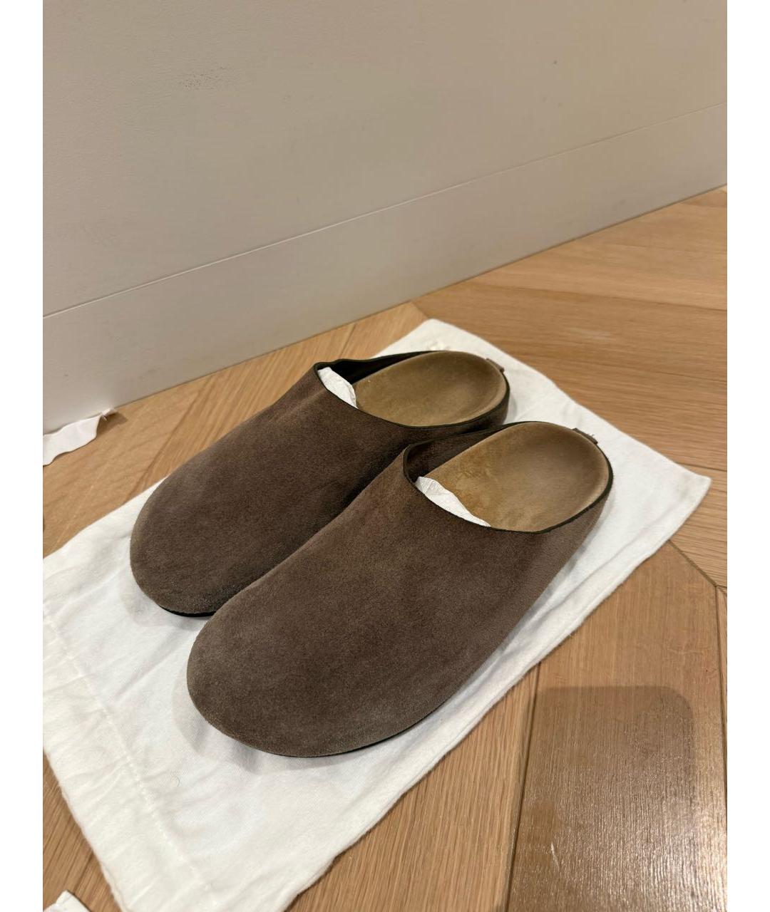 THE ROW Хаки замшевые сабо, фото 3