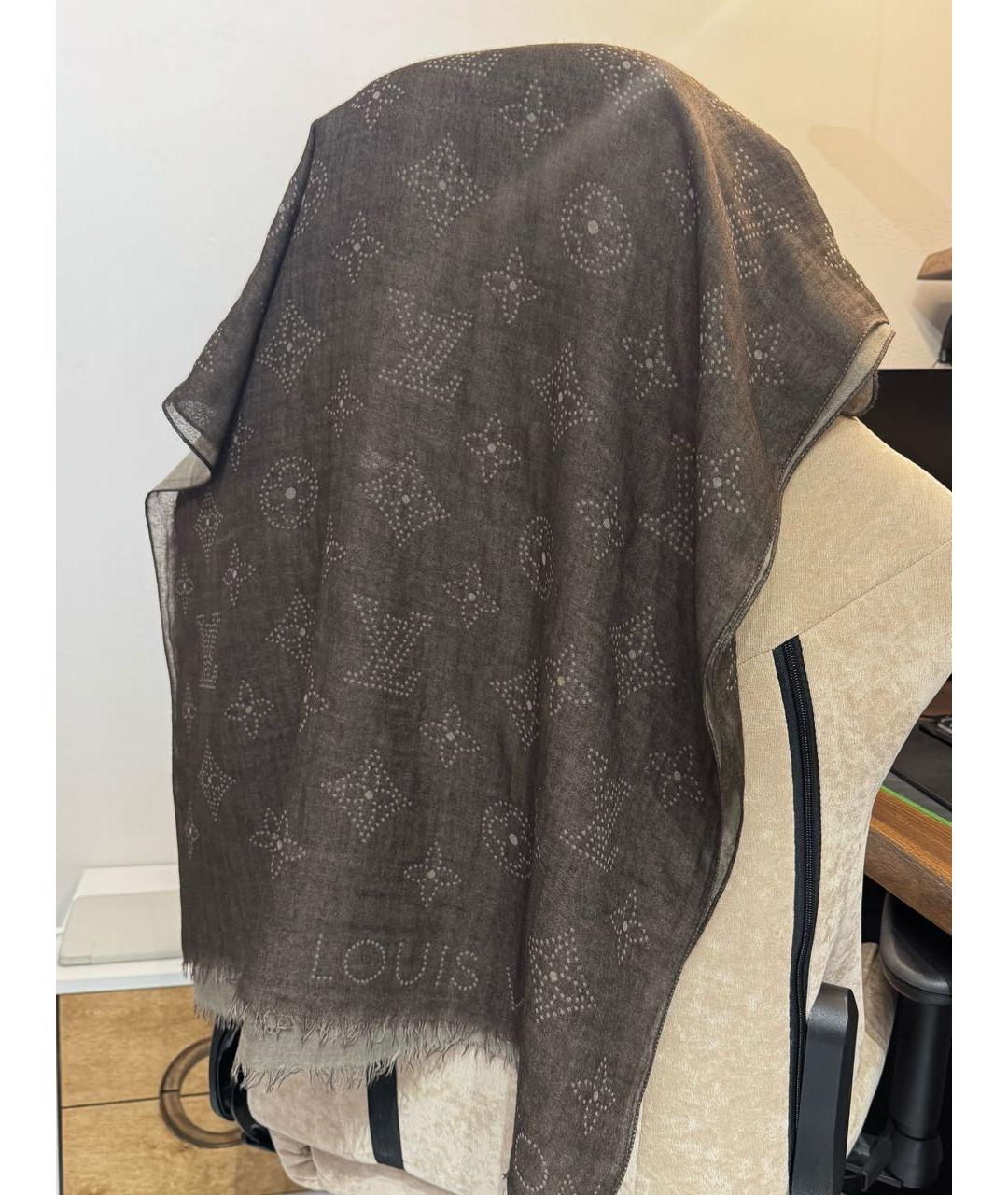 LOUIS VUITTON Серый кашемировый шарф, фото 3
