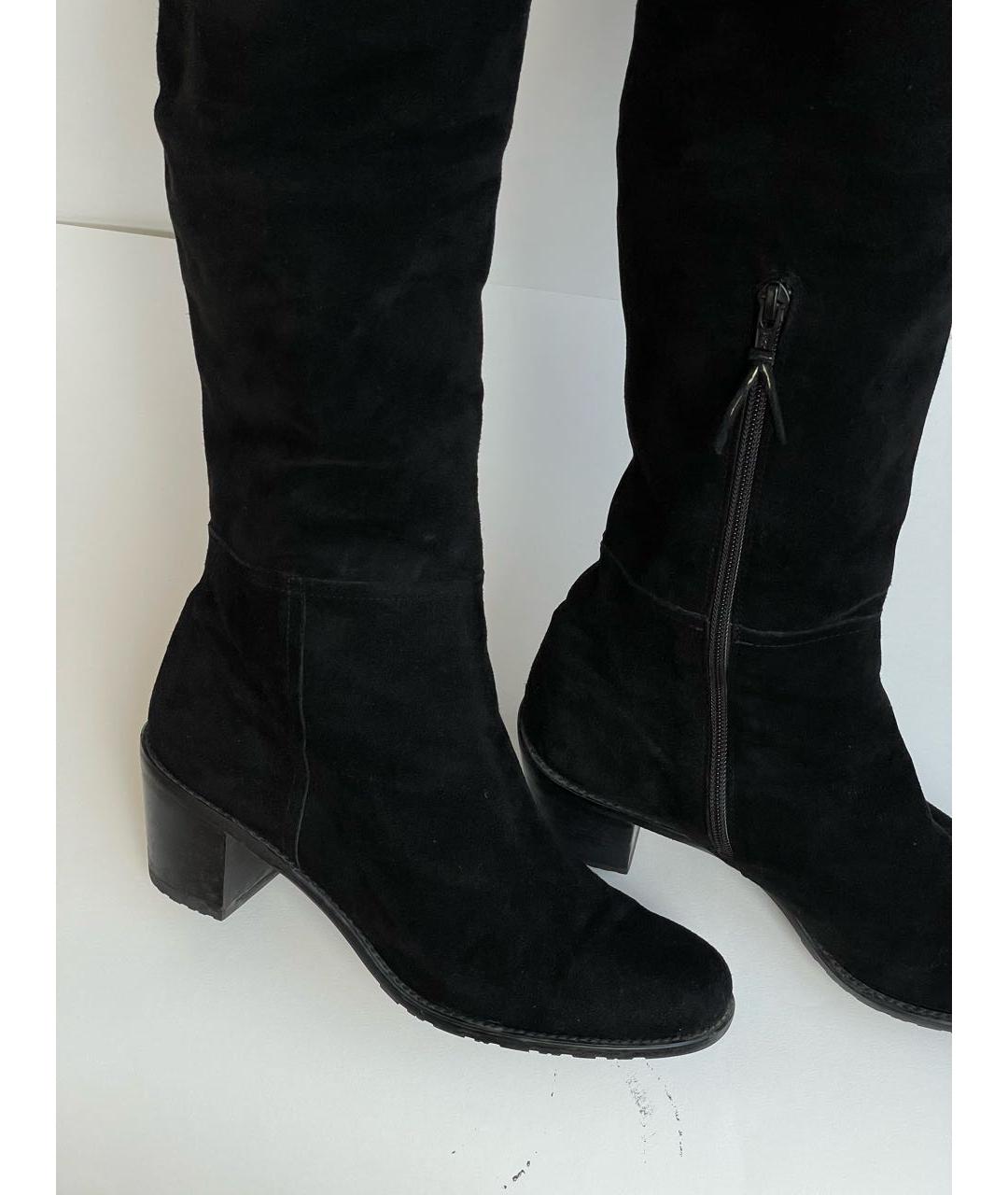 STUART WEITZMAN Черные замшевые ботфорты, фото 2