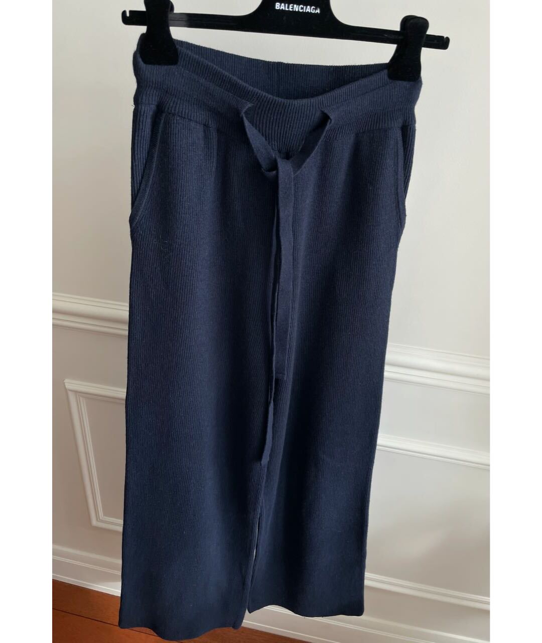 NANUSHKA Темно-синие шерстяные прямые брюки, фото 4