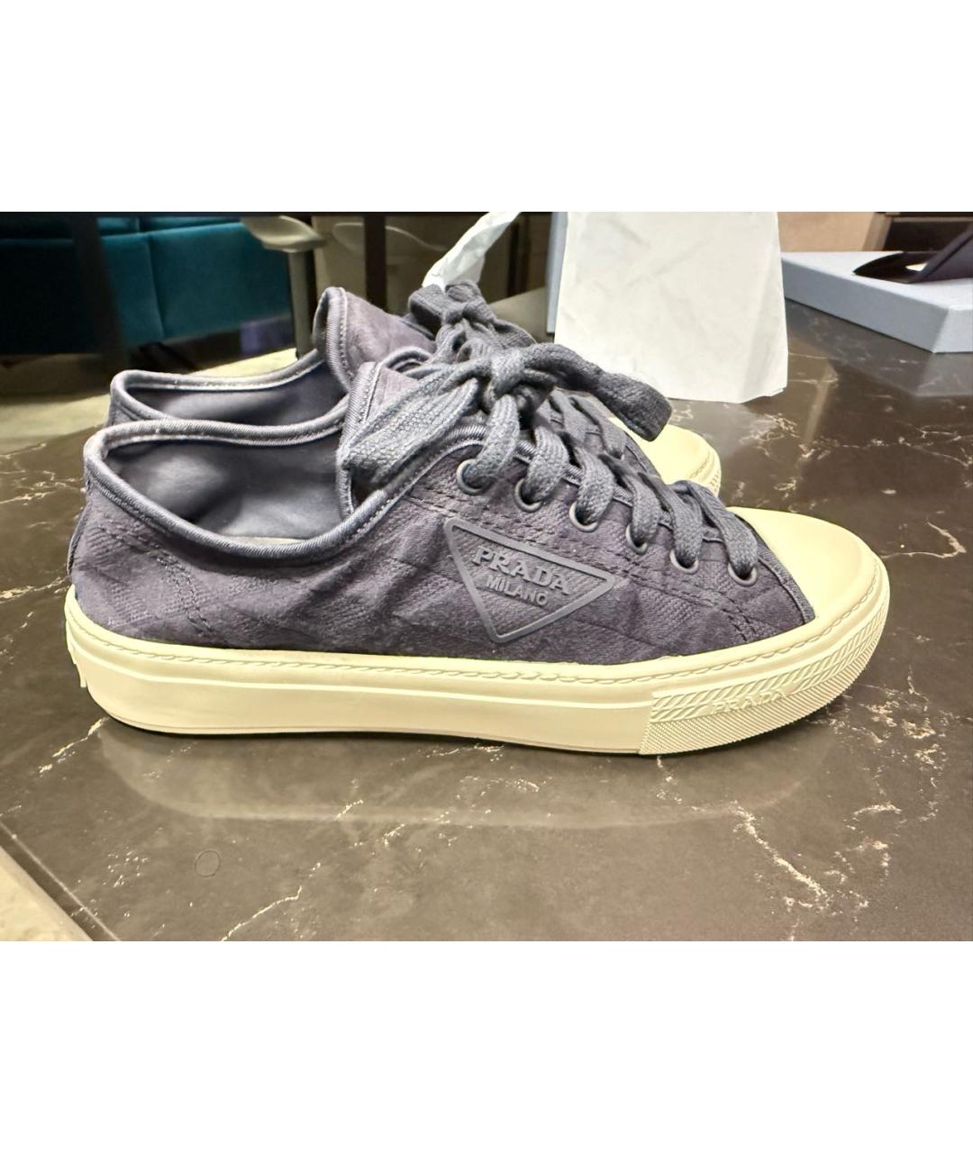 PRADA Синие текстильные кеды, фото 6