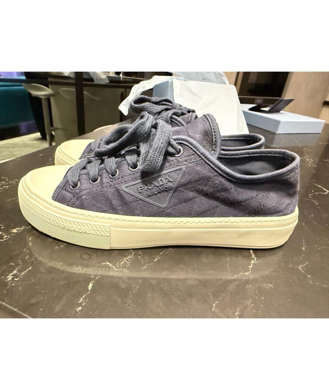 PRADA Синие текстильные кеды, фото 9