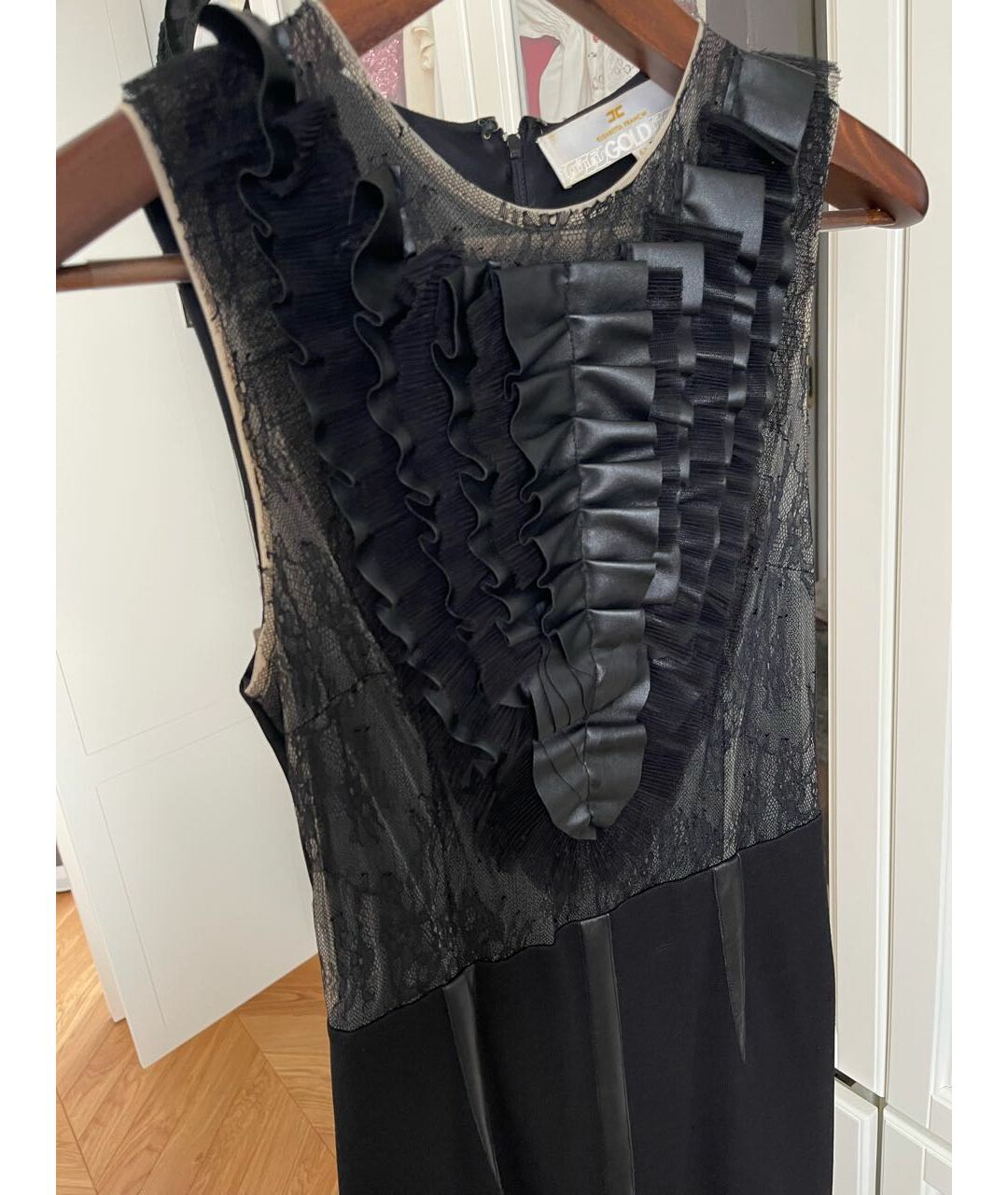 ELISABETTA FRANCHI Черное вискозное коктейльное платье, фото 4