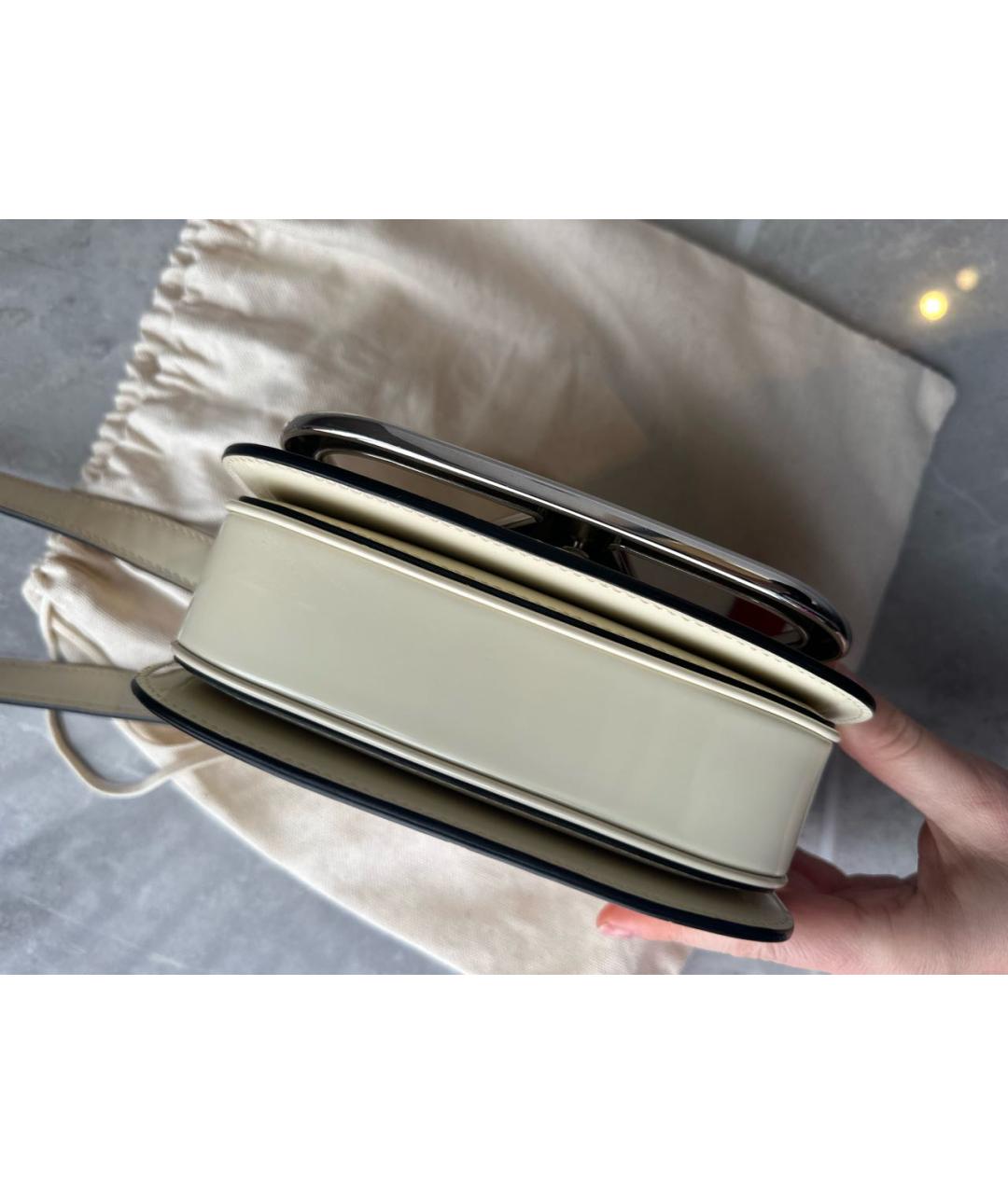 VALENTINO Белая кожаная сумка через плечо, фото 4