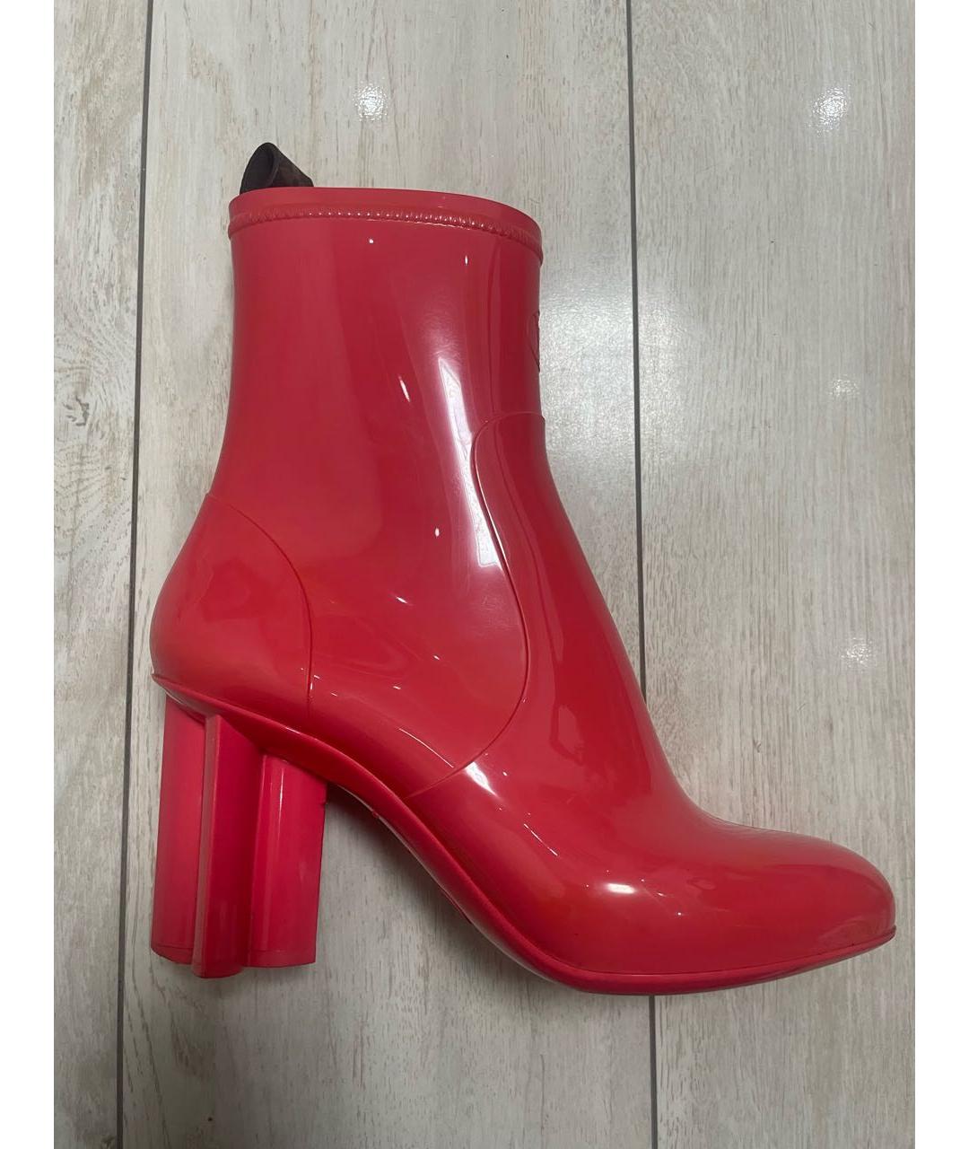 LOUIS VUITTON Коралловые резиновые ботильоны, фото 8