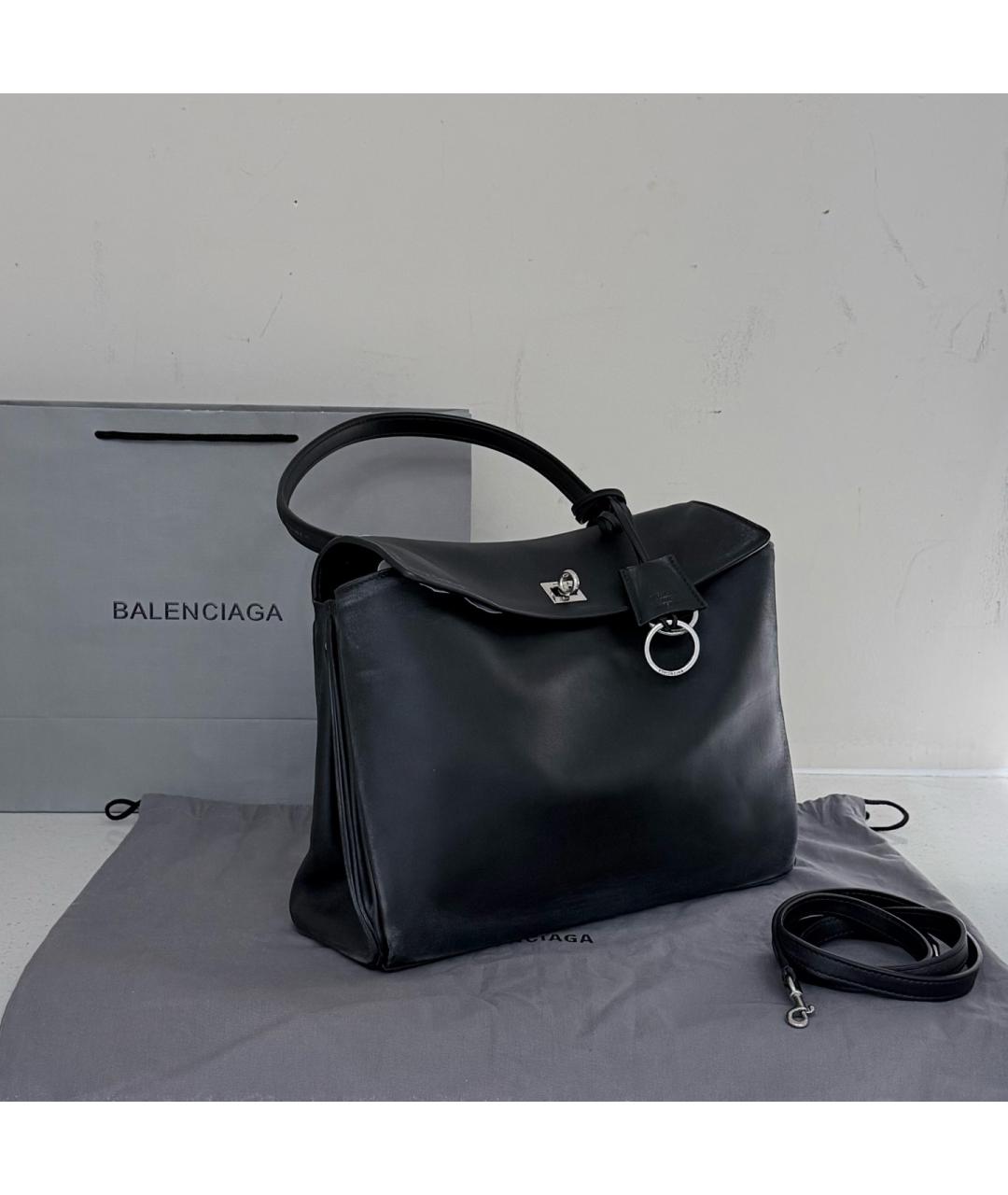 BALENCIAGA Черная кожаная сумка через плечо, фото 2