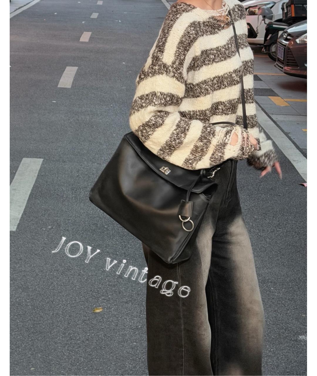 BALENCIAGA Черная кожаная сумка через плечо, фото 8