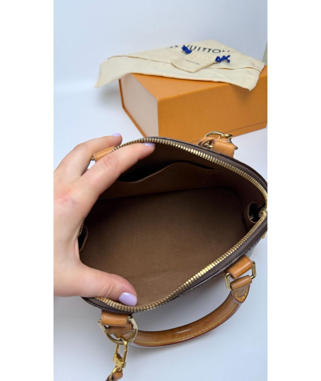 LOUIS VUITTON Коричневая сумка с короткими ручками, фото 6