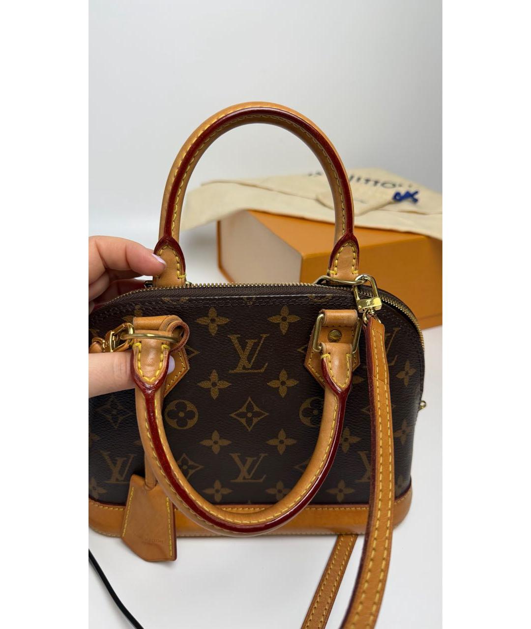 LOUIS VUITTON Коричневая сумка с короткими ручками, фото 3