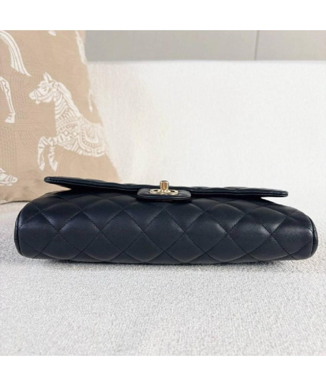 CHANEL Черная кожаная сумка через плечо, фото 5