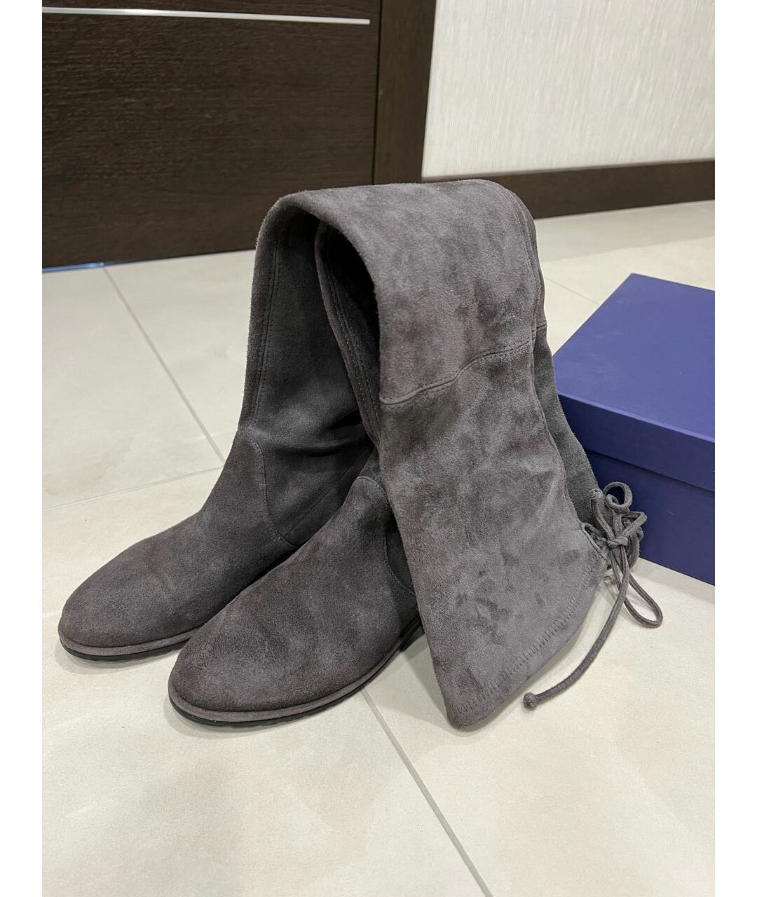 STUART WEITZMAN Серые замшевые ботфорты, фото 3