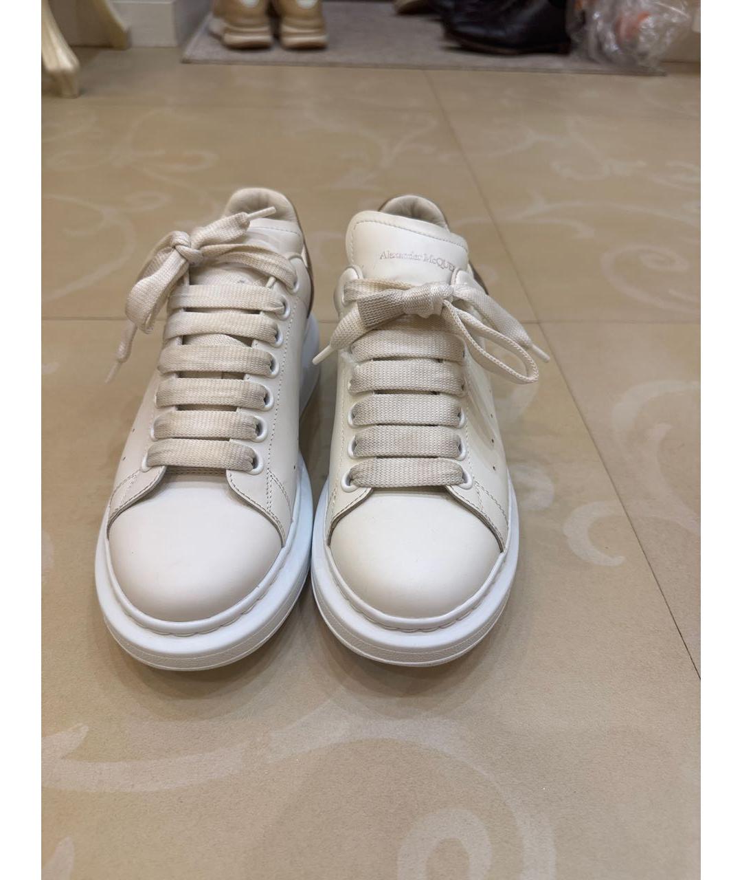 ALEXANDER MCQUEEN Белые кожаные кеды, фото 2