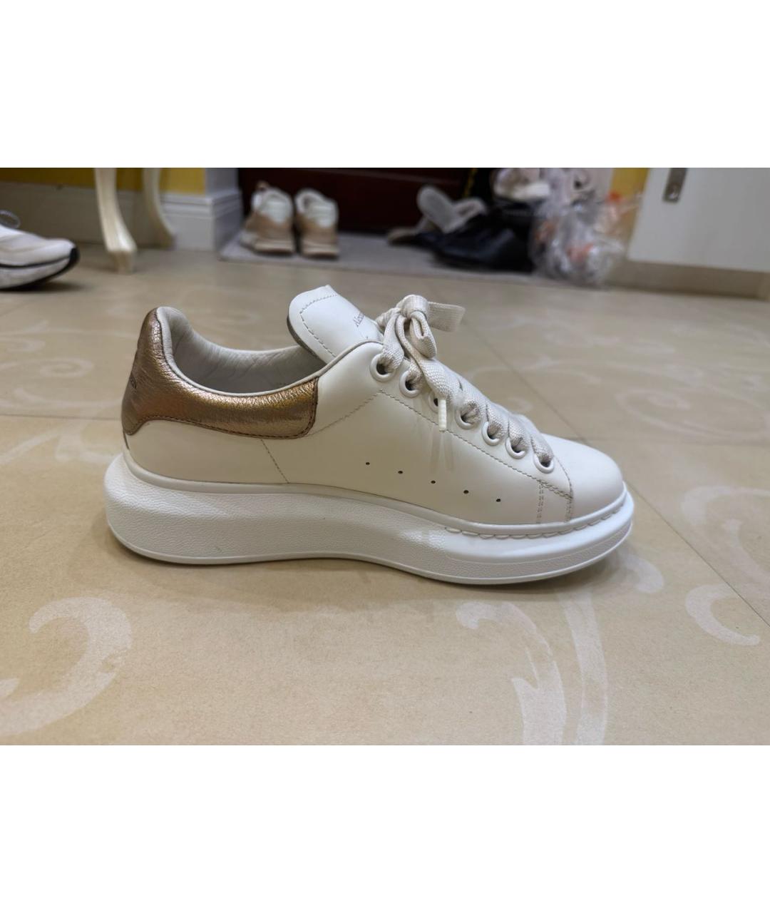 ALEXANDER MCQUEEN Белые кожаные кеды, фото 5