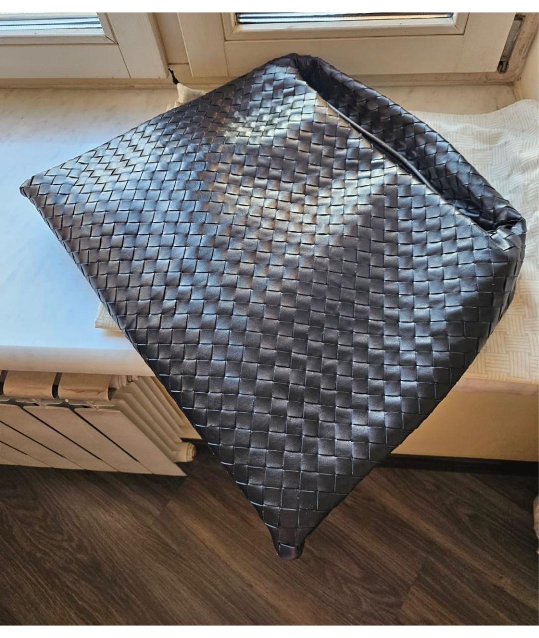 BOTTEGA VENETA Черная кожаная сумка с короткими ручками, фото 7