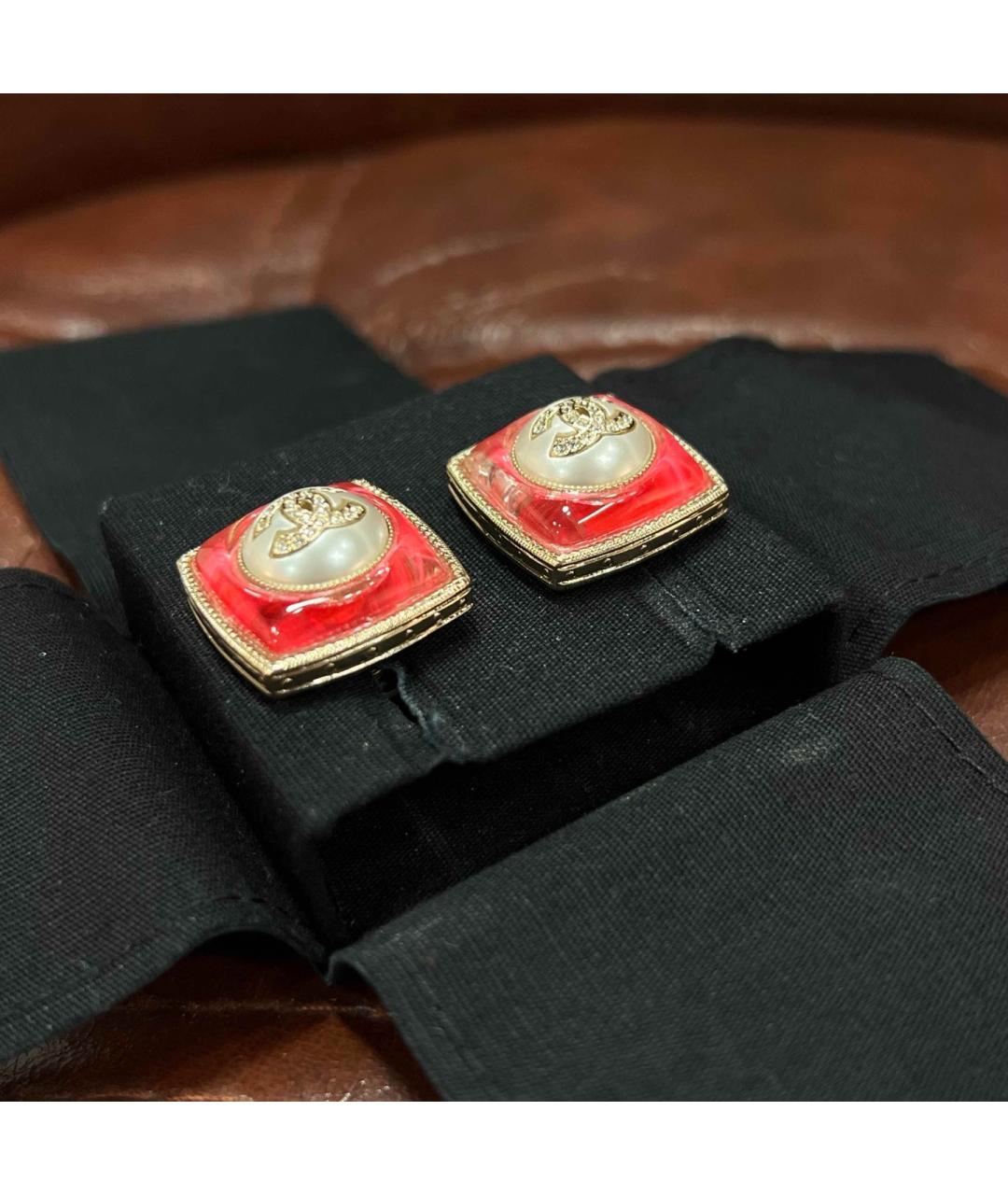 CHANEL Красные металлические серьги, фото 8