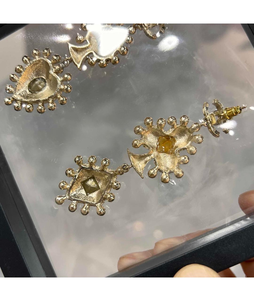 CHANEL Золотые металлические серьги, фото 6