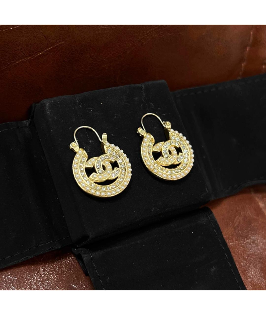 CHANEL Золотые металлические серьги, фото 5