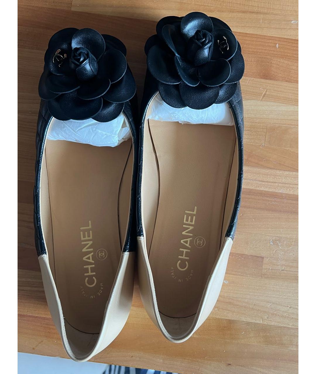 CHANEL Бежевые кожаные балетки, фото 3