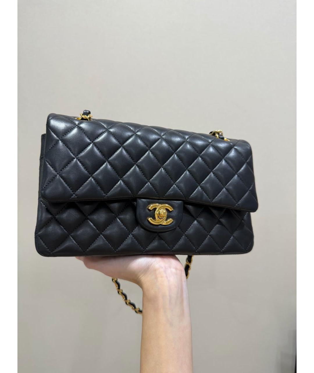 CHANEL Черная кожаная сумка через плечо, фото 4