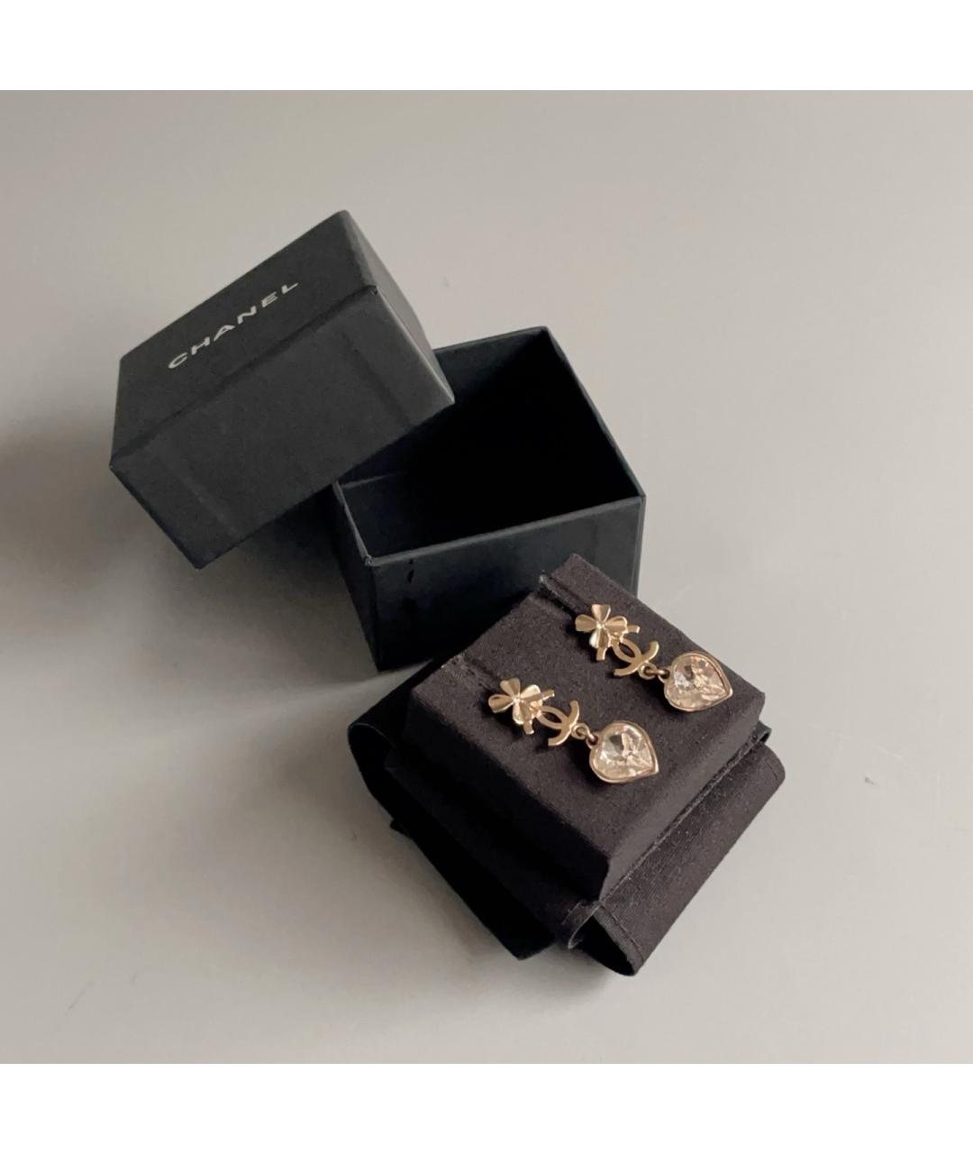 CHANEL Золотые металлические серьги, фото 2