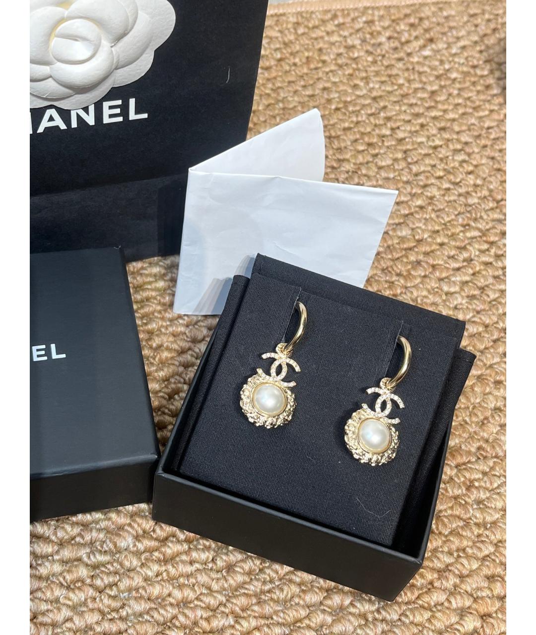 CHANEL Золотые металлические серьги, фото 2
