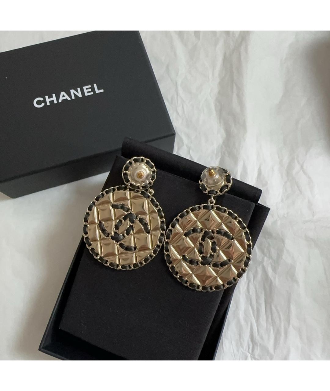 CHANEL Золотые металлические серьги, фото 4