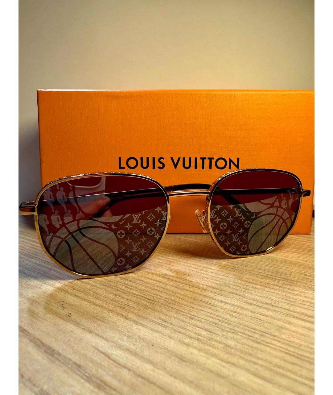 LOUIS VUITTON Золотые металлические солнцезащитные очки, фото 5