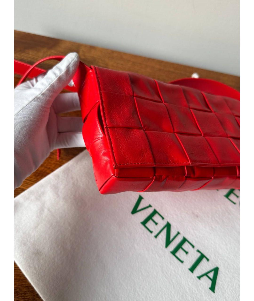 BOTTEGA VENETA Красная кожаная сумка через плечо, фото 5